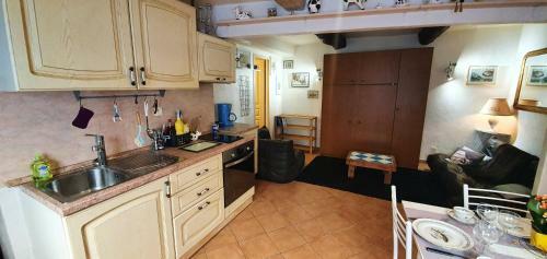 Apartamento Studio Avec Wifi A Le Muy