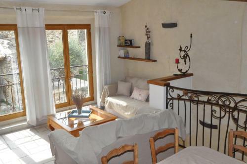 G�tes Du Ch�teau D'alen�on
