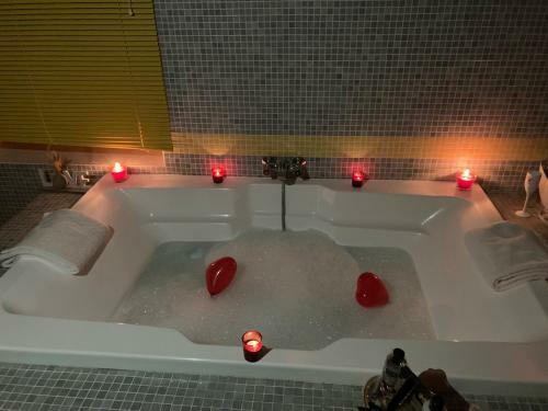 Hostal Ch�teau De R�