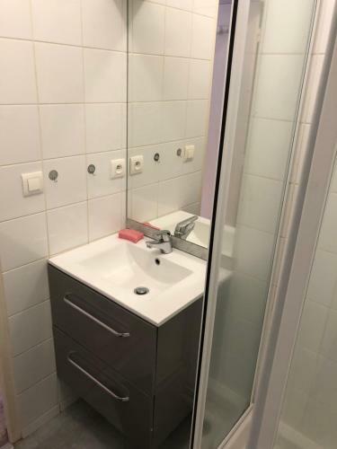 Apartamento Mont-dore : Studio Calme Face Aux Thermes