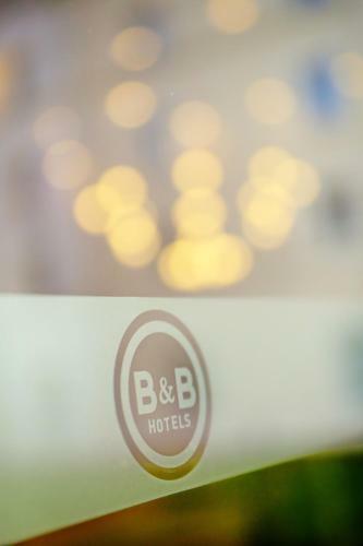 Hotel B&B H�tel Avignon (1)