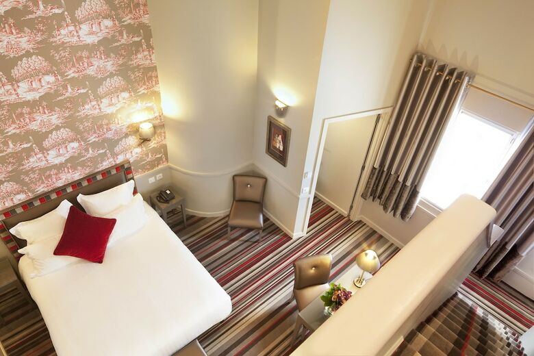 Hotel H�tel Des Com�dies