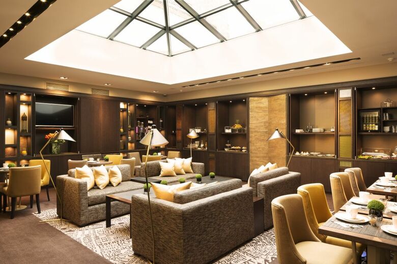 TRYP Paris De Saxe Hotel