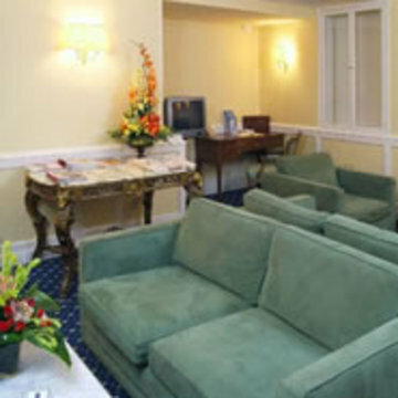 TRYP Paris De Saxe Hotel