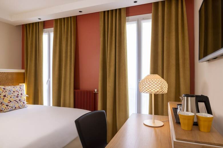 Hotel Elysees 8