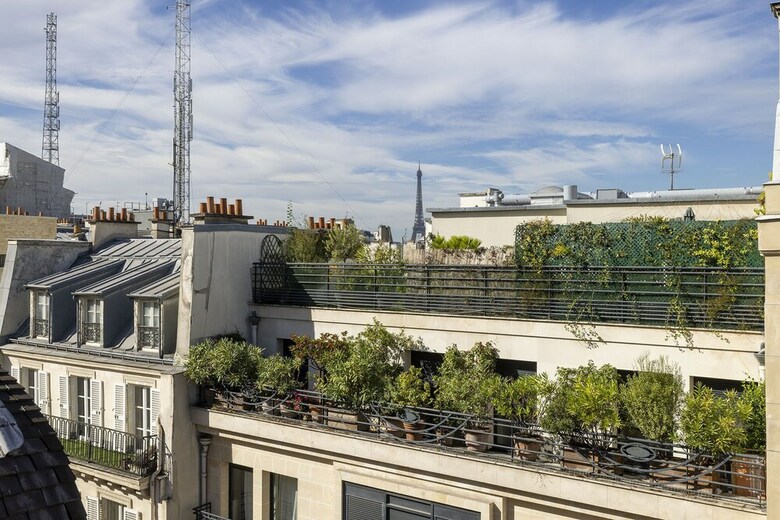 Hotel Elysees 8