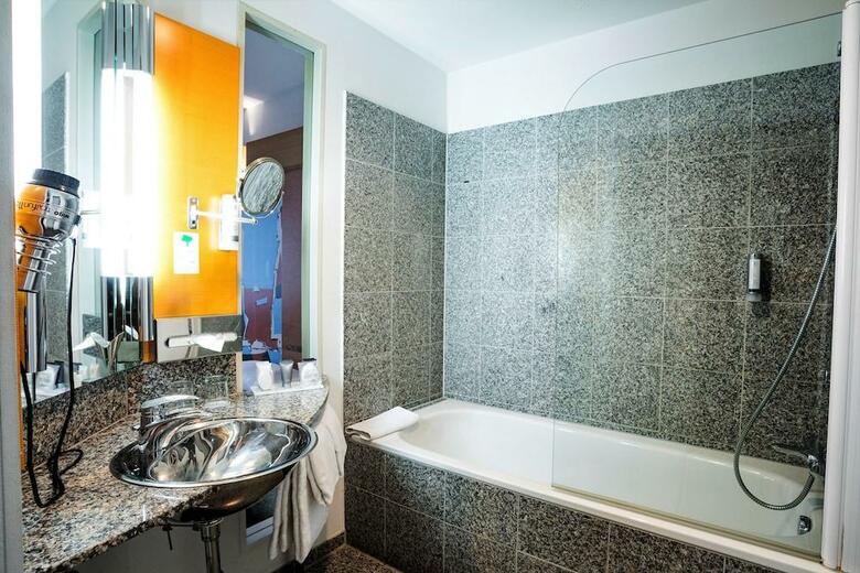 Novum Select Hotel Berlin Ostbahnhof