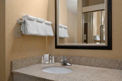 Hotel Baymont Inn & Suites Columbia Northwest