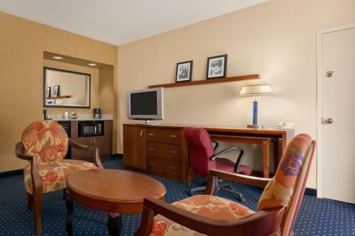 Hotel Baymont Inn & Suites Columbia Northwest
