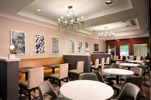 Doubletree By Hilton Hotel Columbia