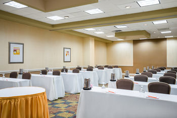 Crowne Plaza Hotel Philadelphia - Bucks County
