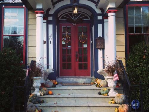 The Patriot House Bed & Breakfast