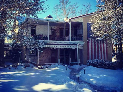 The Patriot House Bed & Breakfast