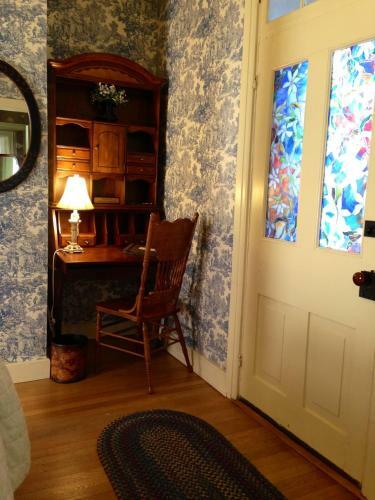 The Patriot House Bed & Breakfast
