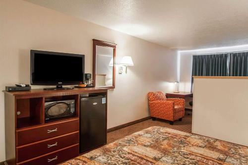 Hotel Rodeway Inn And Suites Sublimity