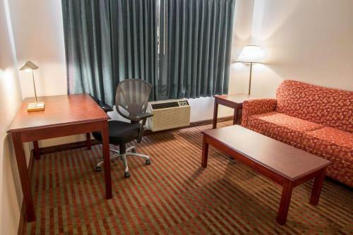 Hotel Rodeway Inn And Suites Sublimity