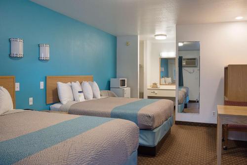 Motel Canby Country Inn