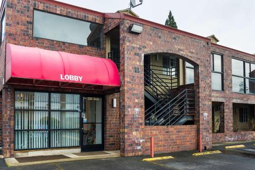 Motel Canby Country Inn