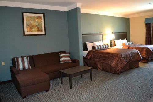 Hotel Red River Inn And Suites