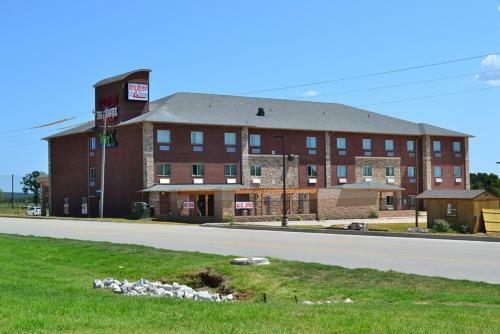 Hotel Red River Inn And Suites