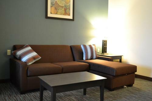 Hotel Red River Inn And Suites