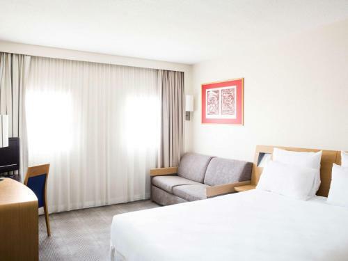 Hotel Novotel Pau Pyr�n�es