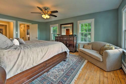 Waterfront Harveys Lake House With Private Dock!