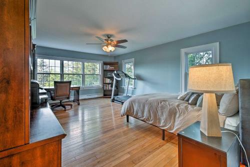 Waterfront Harveys Lake House With Private Dock!