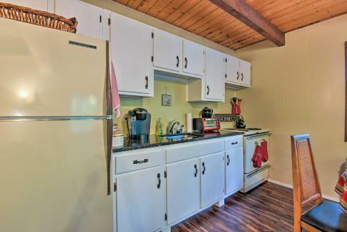 Masthope Mountain Resort Home With Deck, Pool Access!