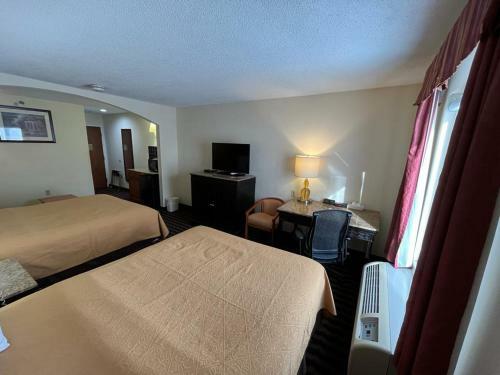 Chocolate Express Hotel & Suites Hershey