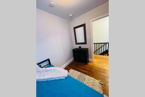 Villa Modernized City Home W/ Parking Downtown Lancaster