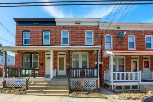 Apartamento Newly Updated Charming Backyard & Grill