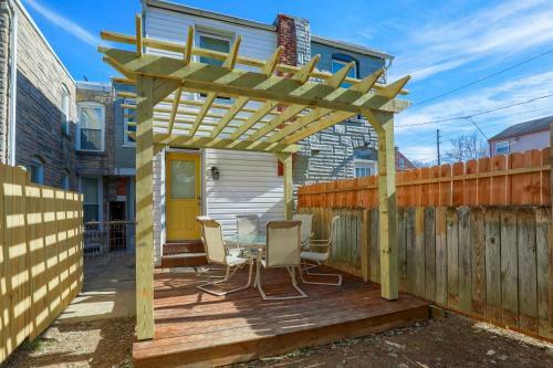 Apartamento Newly Updated Charming Backyard & Grill