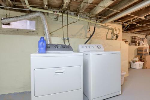 Apartamento Newly Updated Charming Backyard & Grill