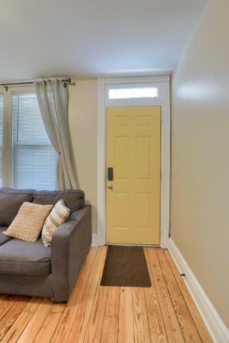 Apartamento Newly Updated Charming Backyard & Grill