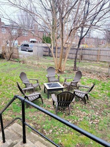 Villa Luxe On Walnut**king Size Bed**w/off St.parking**