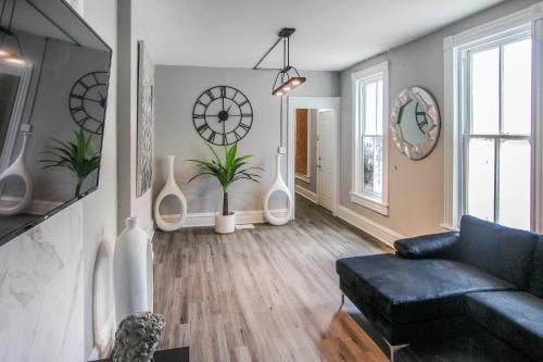 ?? Modern Coed Dorm In Reading ??