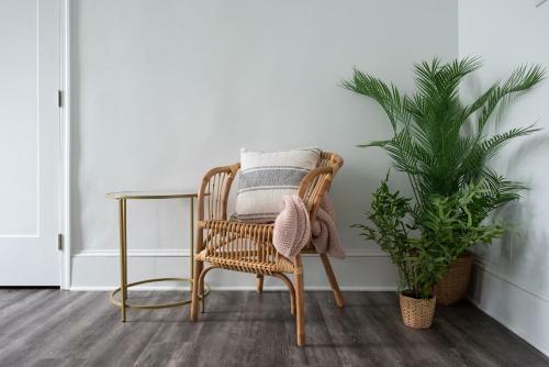 Apartamento Oasis And Modern Getaway, 5-star Location, Queen Bed, Parking