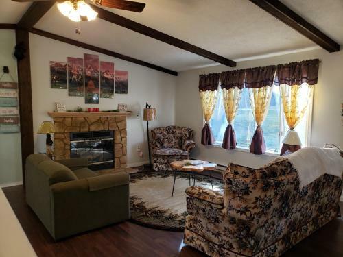 Black Bear Lodge @ Middle Creek