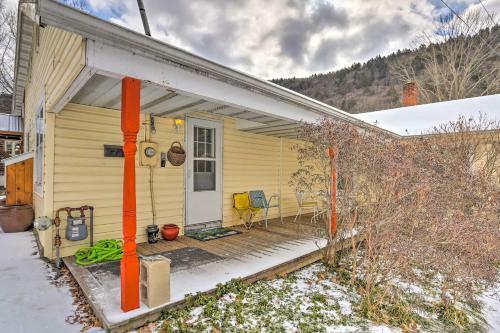 Hancock Home With Sunroom, Patio And River Access