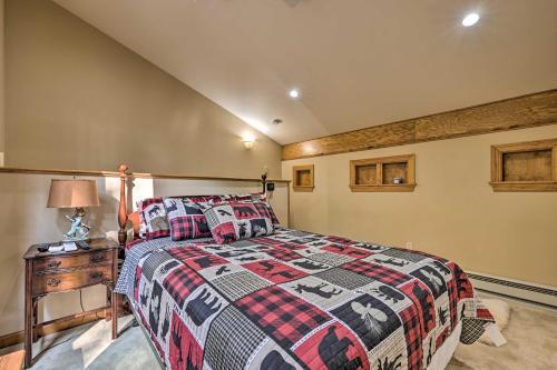 Renovated Tannersville Escape, Walk To Slopes