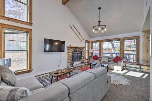Tannersville Cabin Less Than 1 Mi To Camelback Mtn!