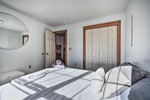 Tannersville Cabin Less Than 1 Mi To Camelback Mtn!