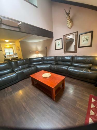 106 Village At Camelback