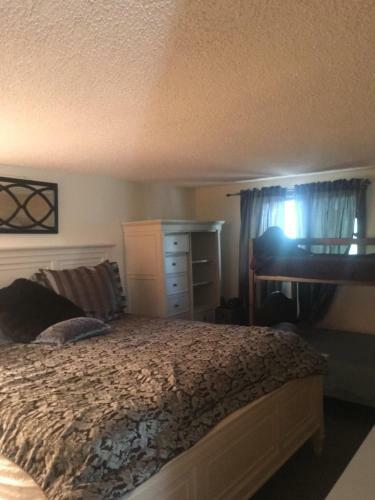 106 Village At Camelback