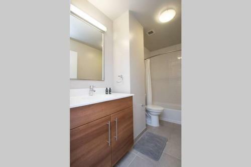 Apartamento Newly Renovated 2br 2ba 1000ft The Arch, Doorman