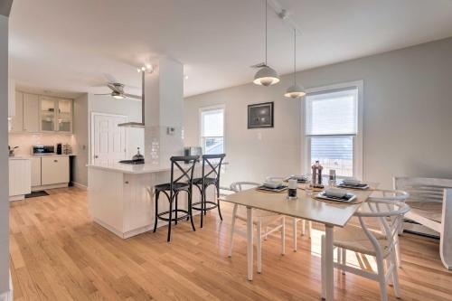 Renovated Barrington Cottage With Beach Access