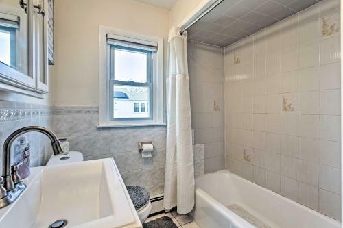 Pet-friendly Cranston Home With Fire Pit And Bbq!