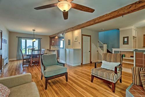 Common Fence Point Cottage With Ocean Views!
