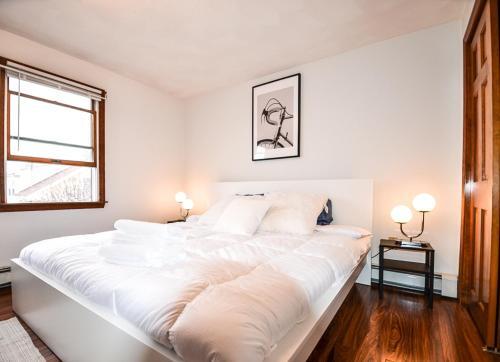 Michie House - Providence Gano St
